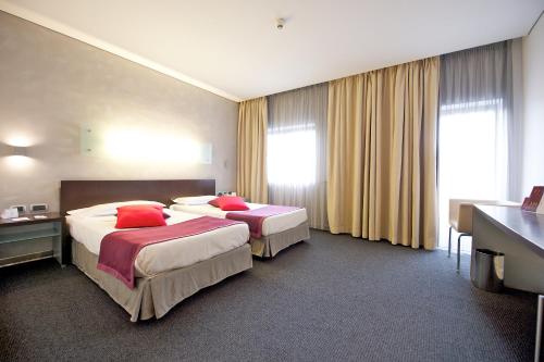 Habitación Doble Estándar - 2 camas del hotel Mercure Palermo Centro
