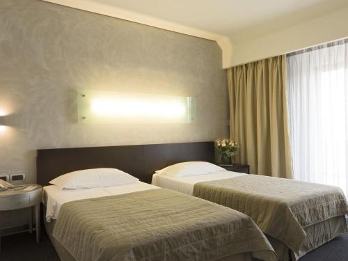 Habitación Doble Estándar - 2 camas del hotel Mercure Palermo Centro. Foto 3