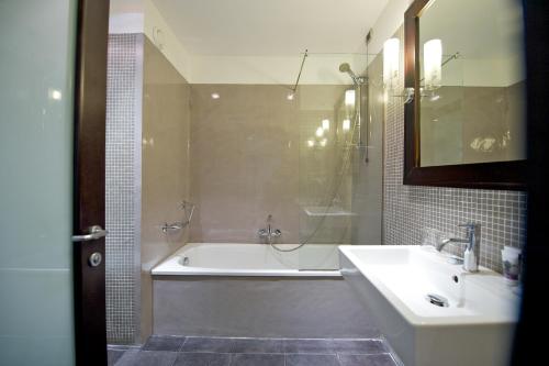 Habitación Doble Estándar - 2 camas del hotel Mercure Palermo Centro. Foto 4