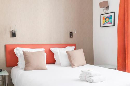 Habitación Doble del hotel Porte De Versailles. Foto 7