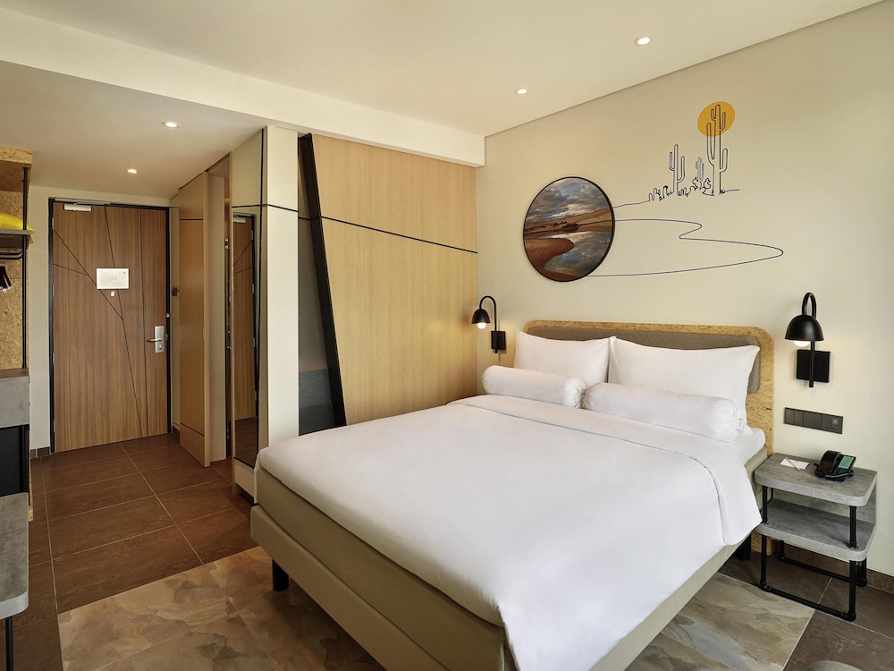 Habitación Superior con 1 Cama Queen del hotel Ibis Styles Jakarta Simatupang - Chse Certified. Foto 2