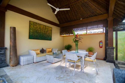 Villa Pearl de 1 dormitorio con piscina del hotel Pearl Of Trawangan. Foto 3