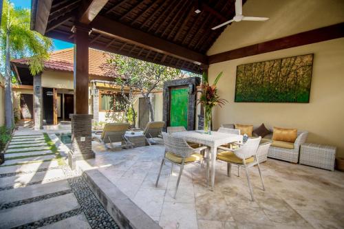 Villa Pearl de 1 dormitorio con piscina del hotel Pearl Of Trawangan. Foto 5