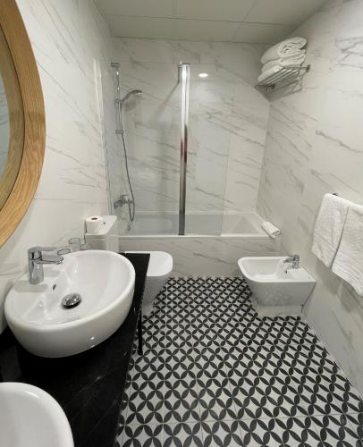 Habitación Triple del hotel Soho Boutique Urban. Foto 14