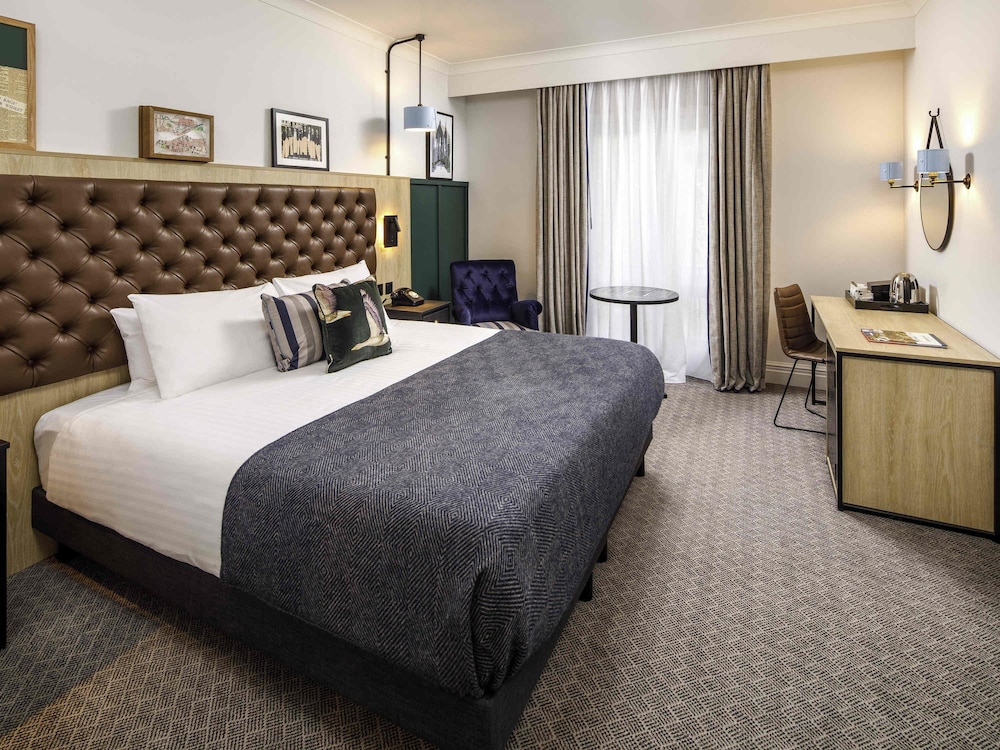 Habitación Doble Clásica del hotel Mercure Oxford Hawkwell House. Foto 1