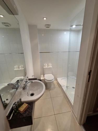Habitación Doble Estándar - 2 camas del hotel Oyo Luton. Foto 3