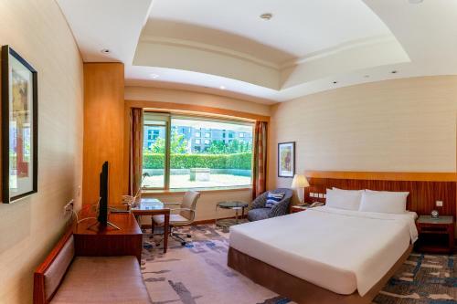 Habitación Superior del hotel Park Plaza Beijing Wangfujing. Foto 1