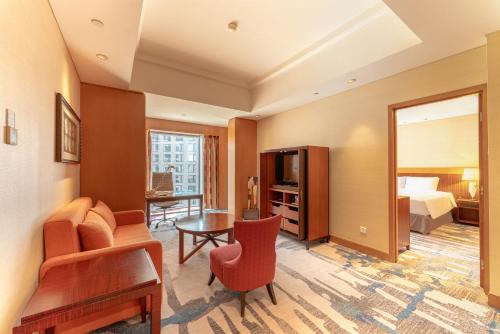 Suite Executive del hotel Park Plaza Beijing Wangfujing. Foto 2