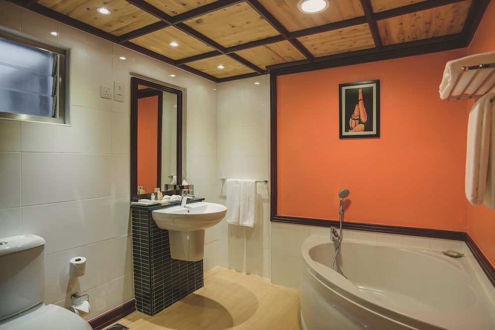 Suite, 1 habitación del hotel Mövenpick and Residences Nairobi. Foto 4