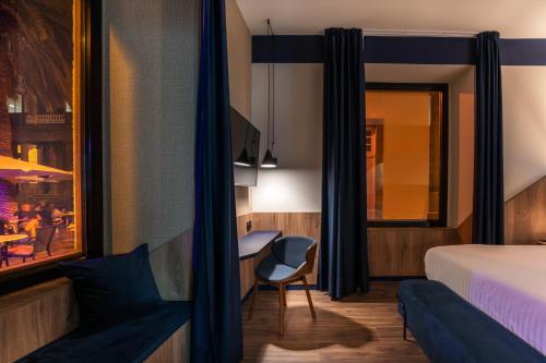 Habitación doble Lujo Vista ciudad 2 Camas individuales del hotel Hotel Cordial La Peregrina. Foto 5