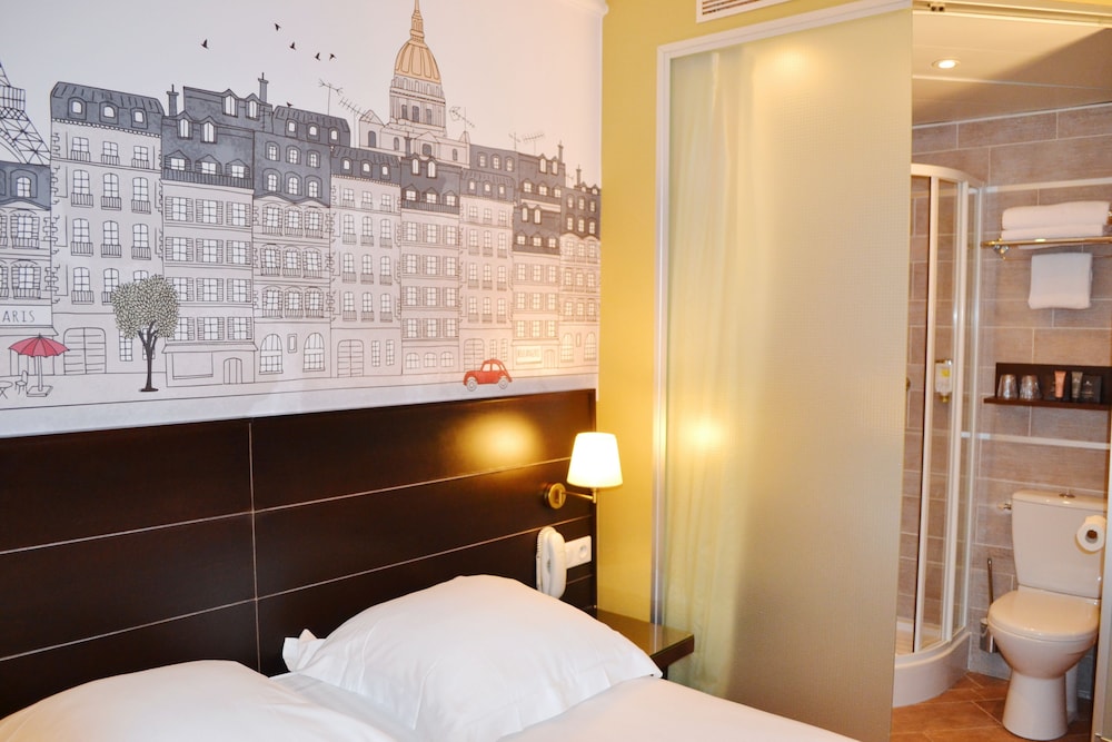 Habitación doble del hotel Exposition Tour Eiffel. Foto 2