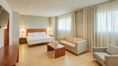 Suite del hotel Sercotel Ciutat De Montcada. Foto 1