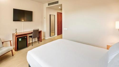 Habitación Doble Superior del hotel Sercotel Ciutat De Montcada. Foto 4