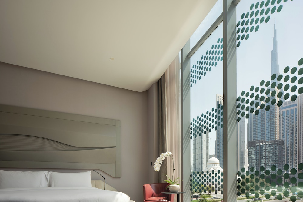 Always ME Espacio Extra con vistas al Burj Khalifa del hotel Me Dubai By Meliá. Foto 2
