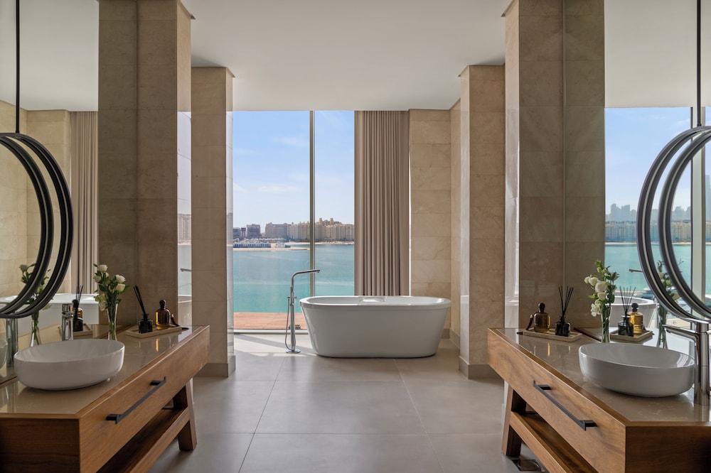 Suite Grand, 1 cama doble (Penthouse - Executive) del hotel Rixos The Palm & Suites. Foto 19