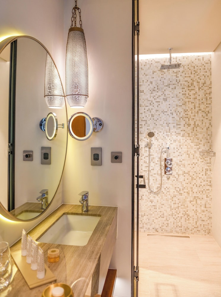 Deluxe Twin del hotel Grand Mercure Dubai City. Foto 14