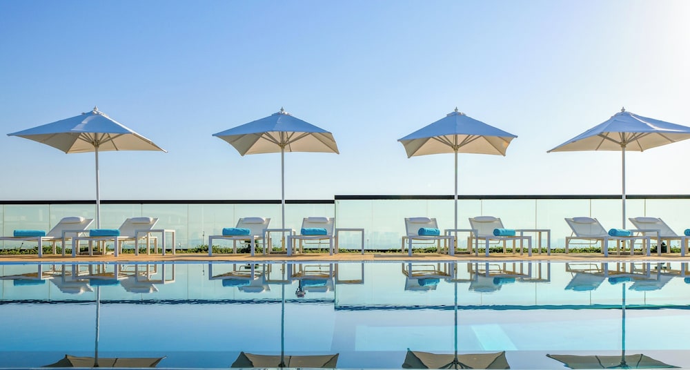 Dubai Suite del hotel Grand Mercure Dubai City. Foto 1
