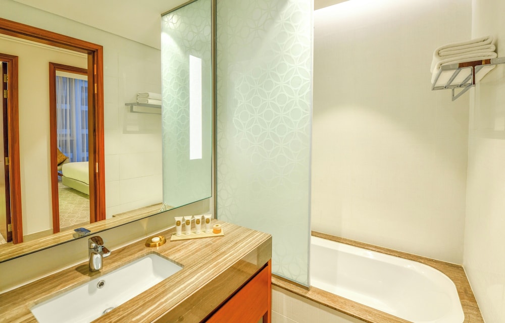 The Grand Suite del hotel Grand Mercure Dubai City. Foto 15