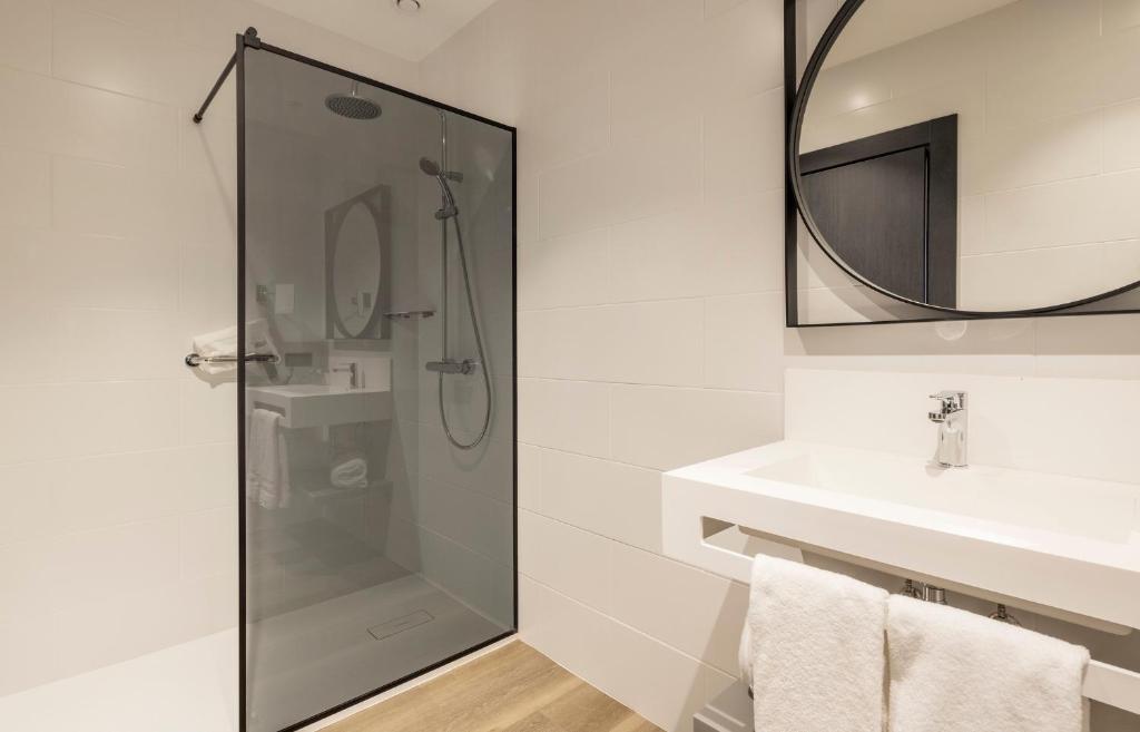 Habitación doble Premium del hotel Ilunion San Mamés. Foto 1