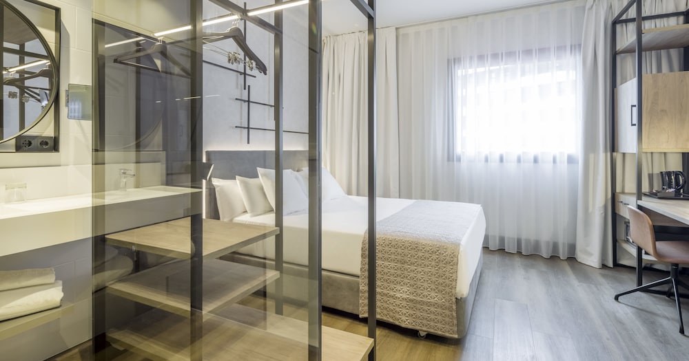 Habitación Business individual del hotel Ilunion San Mamés. Foto 4