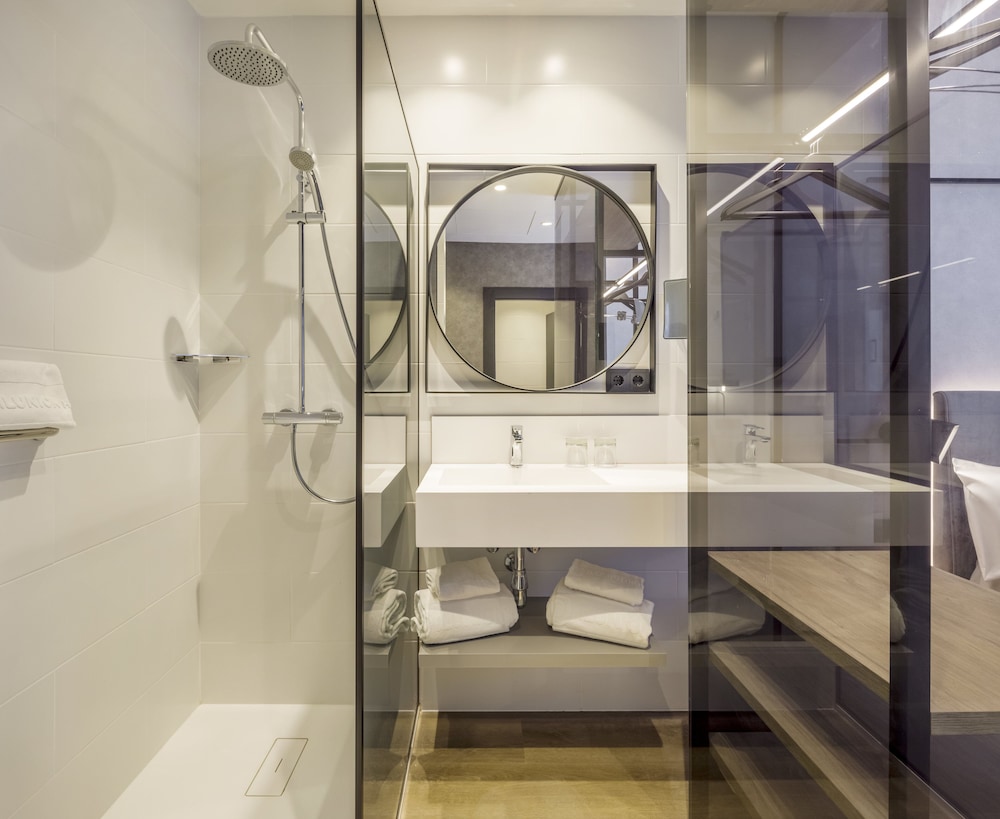 Habitación Business individual del hotel Ilunion San Mamés. Foto 5