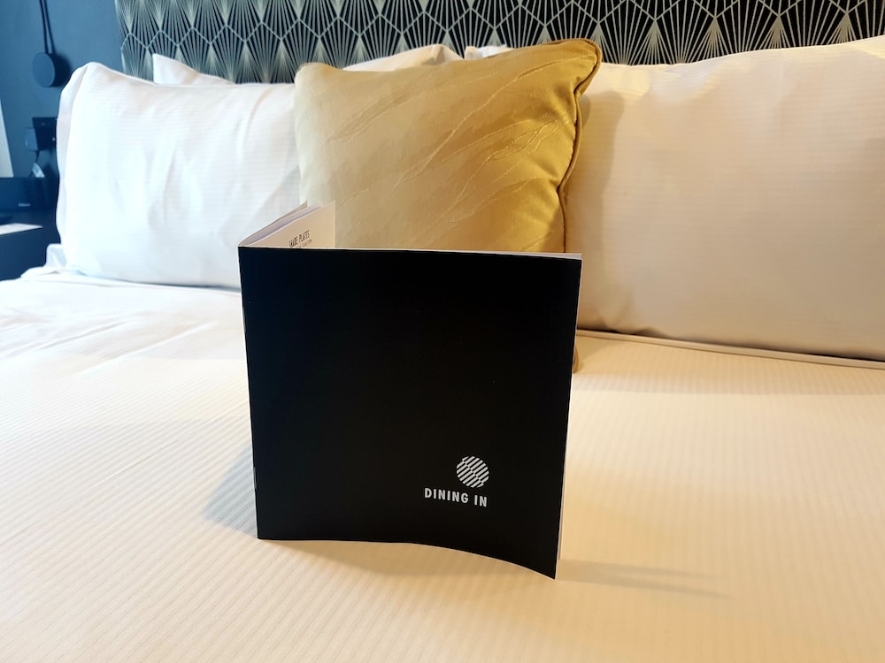 Habitación Deluxe Ejecutiva, Acceso al Salón, 1 cama King Size del hotel Pullman Brisbane Airport. Foto 1