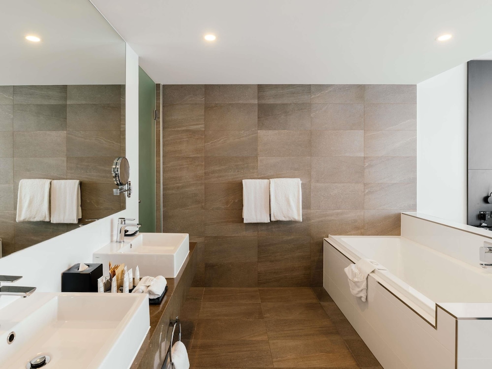 Suite Ejecutiva del hotel Pullman Brisbane Airport. Foto 3