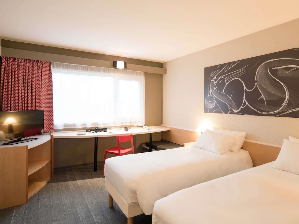 Habitación estándar con 2 camas individuales del hotel ibis Metz Woippy