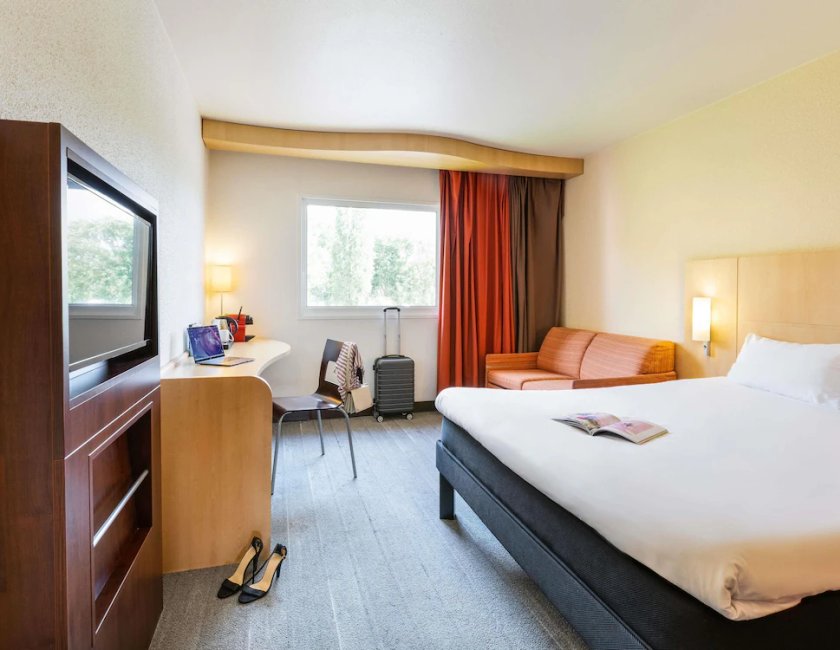 Habitación doble Confort 1 Cama doble del hotel ibis Metz Woippy. Foto 4
