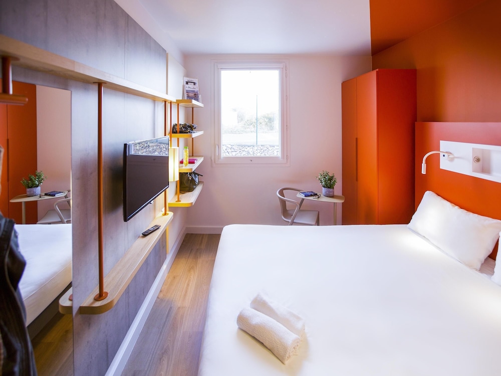 Habitación Doble del hotel Ibis Budget Saint-Etienne Centre Gare Châteaucreux. Foto 3
