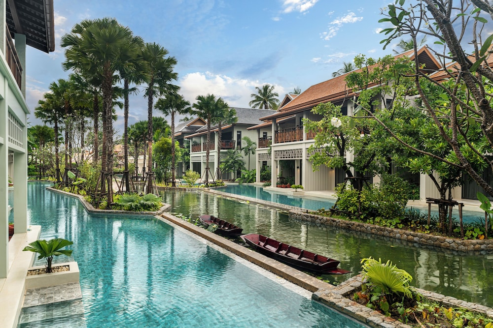 Habitación Superior con camas gemelas del hotel Grand Mercure Khao Lak Bangsak. Foto 9