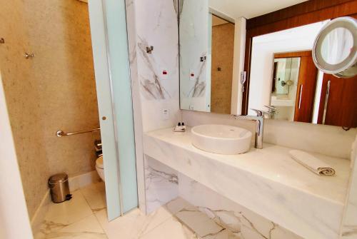Habitación Deluxe con vistas a la montaña del hotel Nacional Rio De Janeiro Oficial. Foto 3