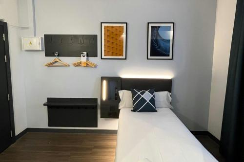 Habitación Individual del hotel Four Points Flex by Sheraton Malaga Centre. Foto 7