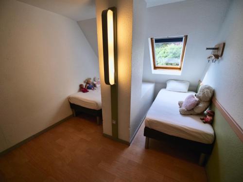 Habitación Familiar del hotel ibis budget Blois Centre. Foto 8