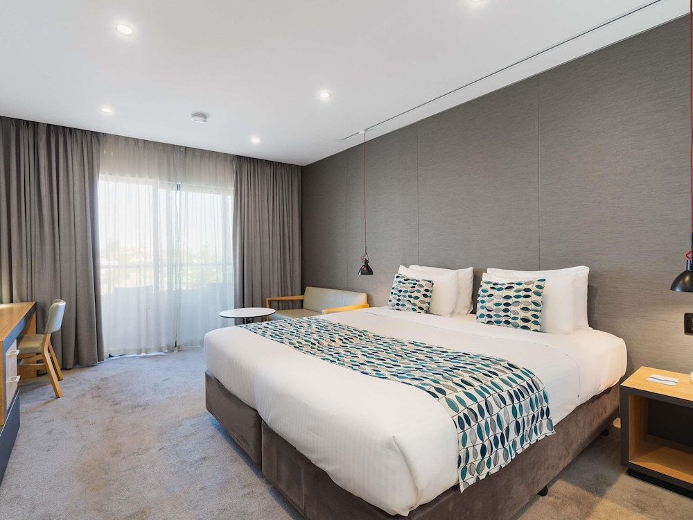 Habitación Deluxe con 1 cama king size, lado ciudad del hotel Mantra Bunbury Lighthouse