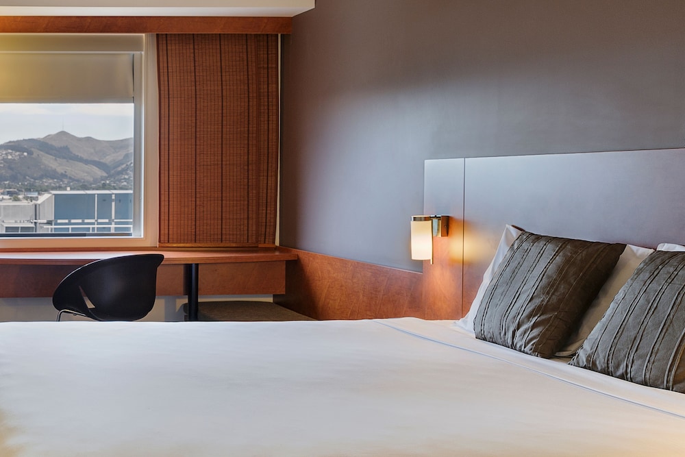 ibis Plus con cama King del hotel Ibis Christchurch. Foto 2