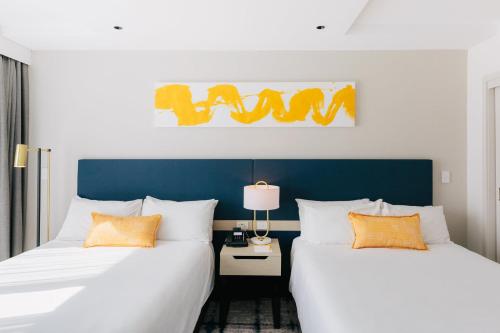 2 Double beds Premium Ocean view del hotel Voco Gold Coast, An Ihg. Foto 3