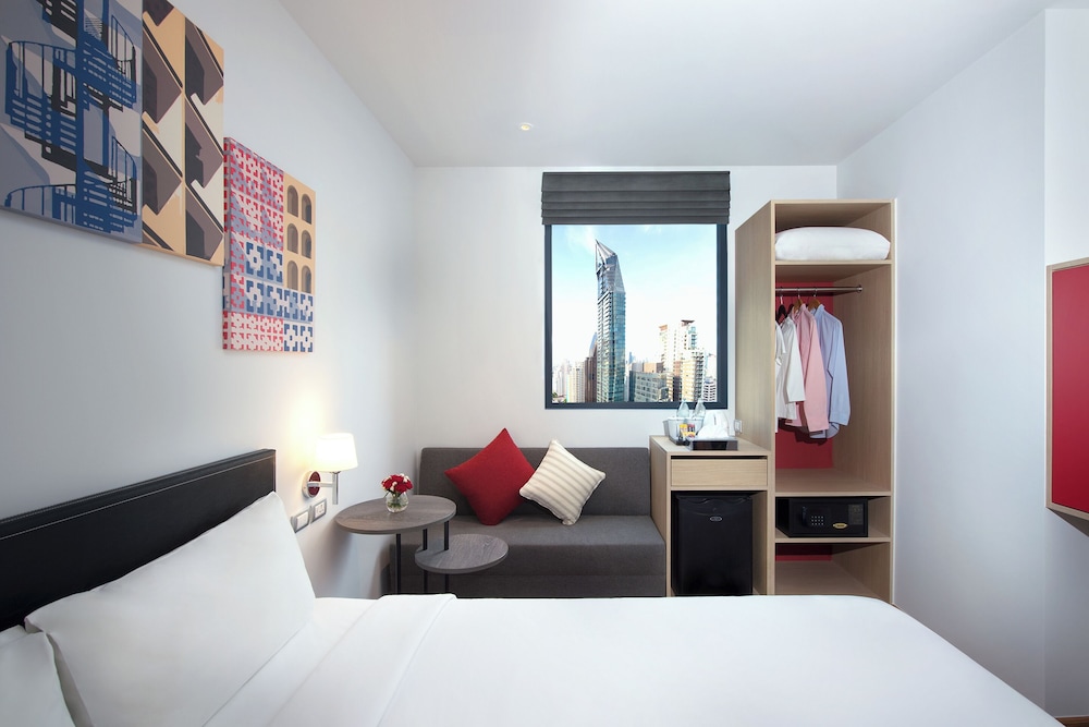 Habitación Estándar con 1 Cama Queen Size del hotel Ibis Bangkok Sukhumvit 24. Foto 3