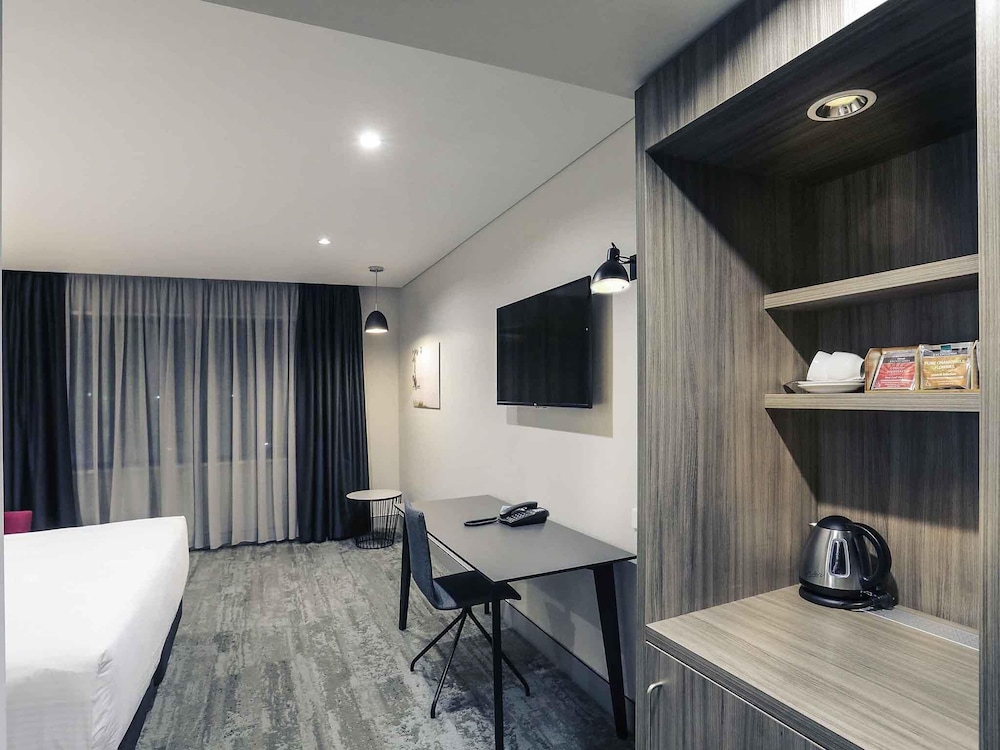 Habitación Estándar con 1 Cama King del hotel Mercure Tamworth. Foto 6