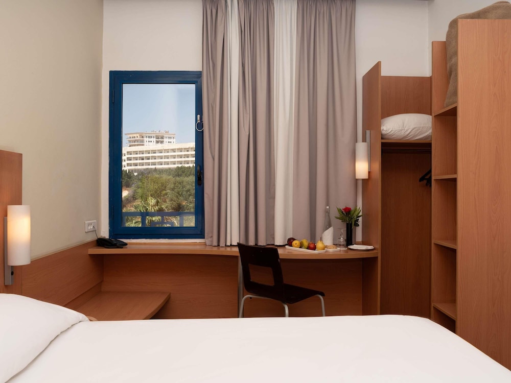 Habitación Estándar con 1 cama doble del hotel Ibis Meknes. Foto 8