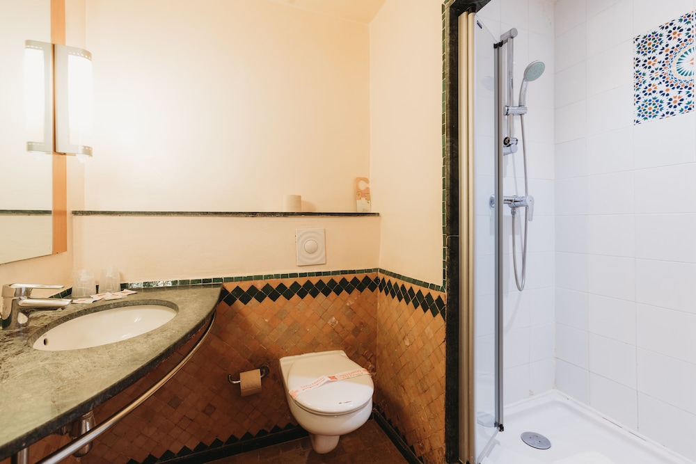 Habitación Estándar con 1 cama doble del hotel Ibis Meknes. Foto 17