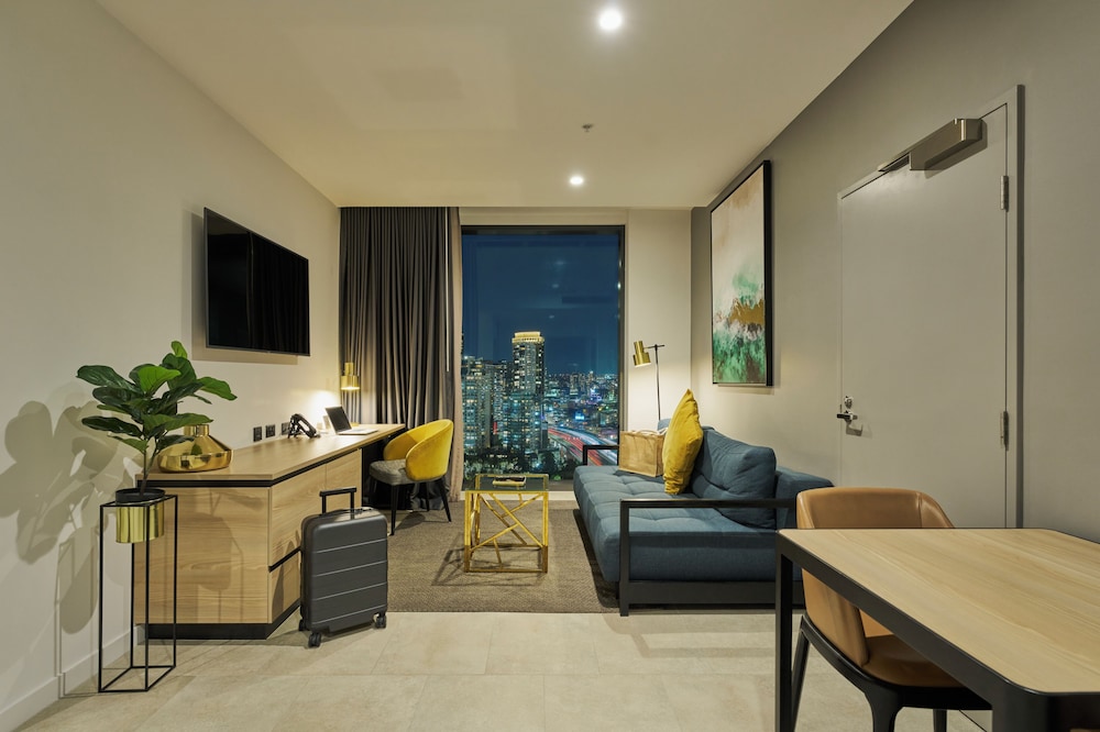 Suite con Vistas a la Ciudad y 1 Dormitorio con 1 Cama King del hotel Novotel Melbourne South Wharf