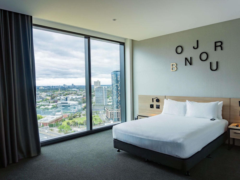 Habitación Estándar con 1 Cama Queen Accesible del hotel Novotel Melbourne South Wharf