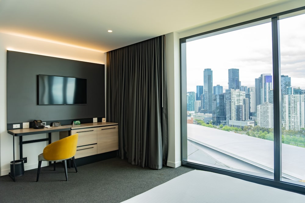 Habitación Estándar con 1 Cama Queen Accesible del hotel Novotel Melbourne South Wharf. Foto 1