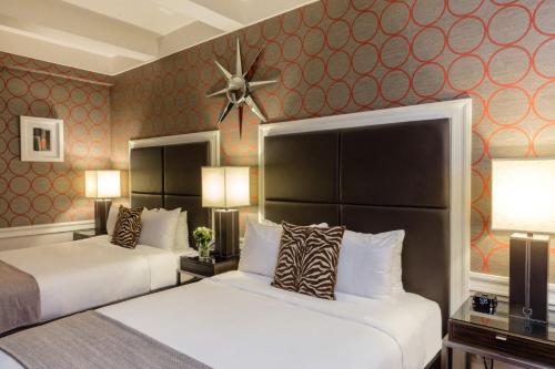 Habitación Superior - 1 cama grande del hotel Empire. Foto 2