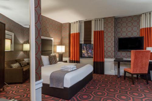 Suite Junior del hotel Empire. Foto 1