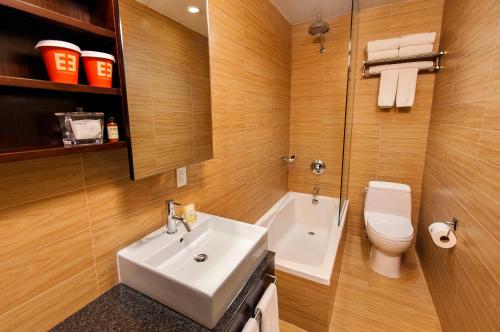 Suite Junior del hotel Empire. Foto 8