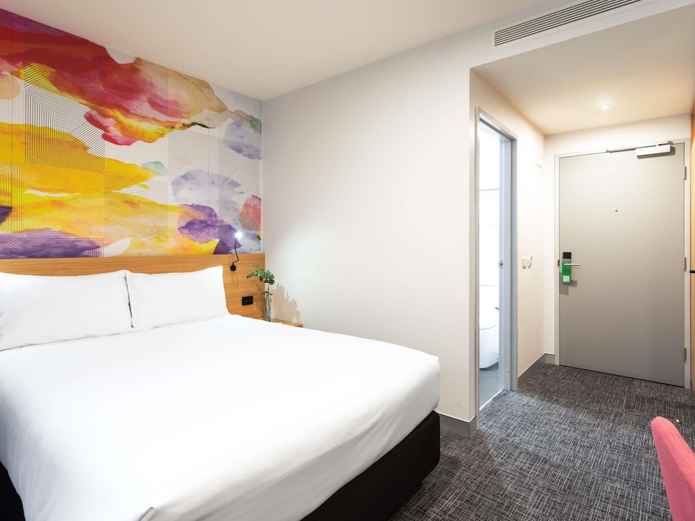 Habitación Estándar con 1 Cama Queen Size del hotel ibis Styles Hobart. Foto 11