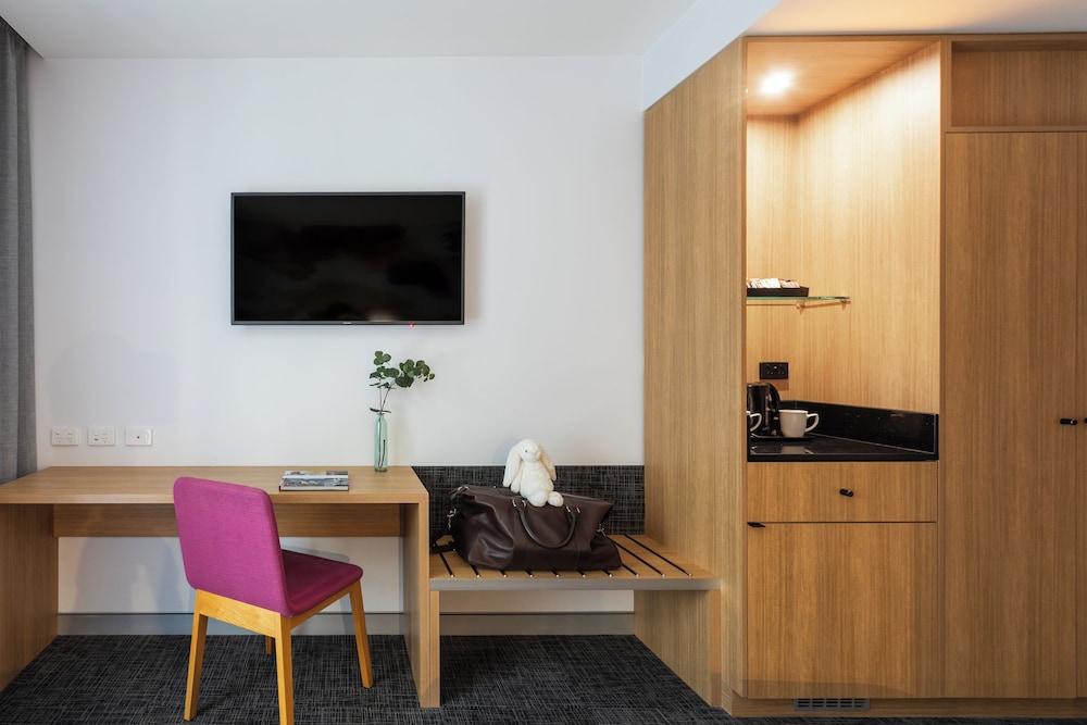 Habitación estándar con 2 camas individuales del hotel ibis Styles Hobart. Foto 11