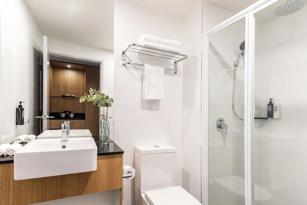 Habitación estándar con 2 camas individuales del hotel ibis Styles Hobart. Foto 13